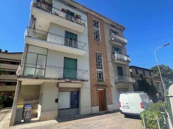 ufficio in vendita a Perugia in zona Stazione