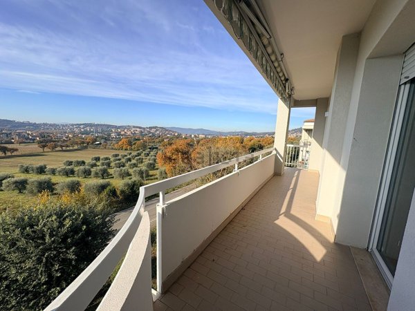 appartamento in vendita a Perugia in zona Lacugnano