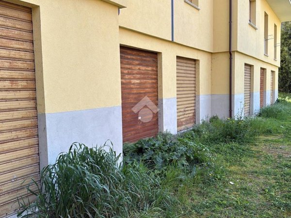 locale di sgombero in vendita a Perugia in zona Elce
