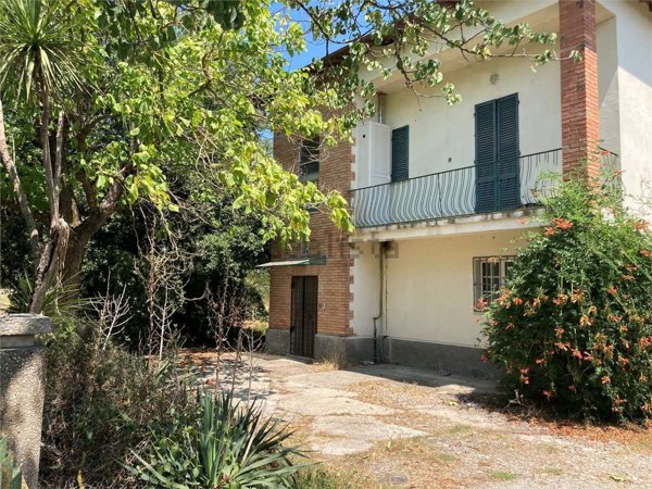 casa indipendente in vendita a Perugia in zona San Martino In Campo
