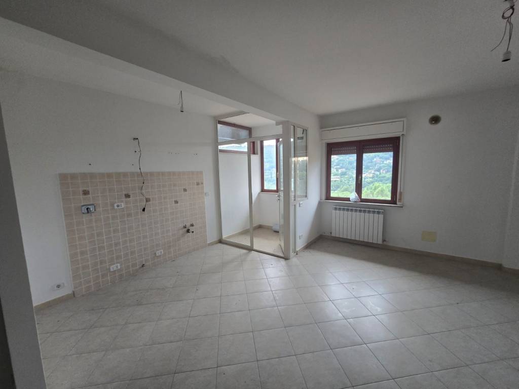 appartamento in vendita a Perugia in zona Ferro di Cavallo