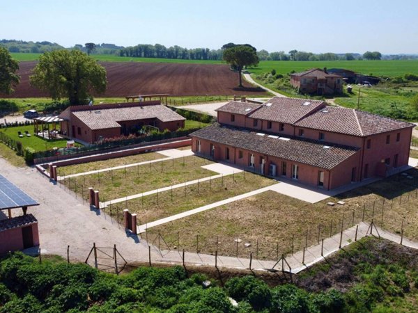 casa indipendente in vendita a Perugia in zona Castel del Piano