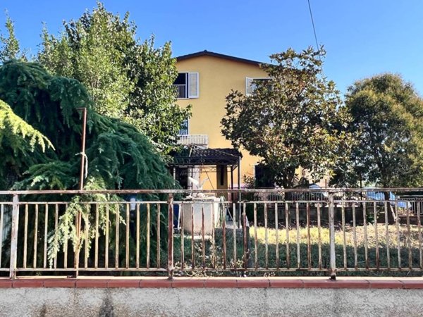 casa indipendente in vendita a Perugia in zona Colombella