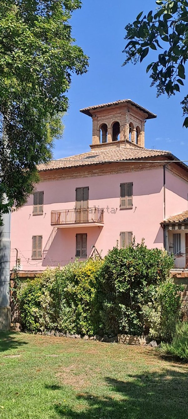 casa indipendente in vendita a Perugia in zona Santa Maria Rossa