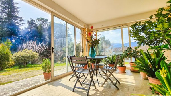 casa indipendente in vendita a Perugia