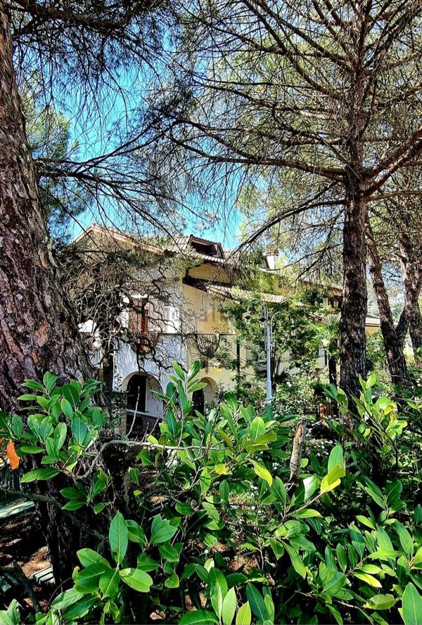 casa indipendente in vendita a Perugia
