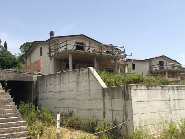 casa indipendente in vendita a Perugia in zona Prepo