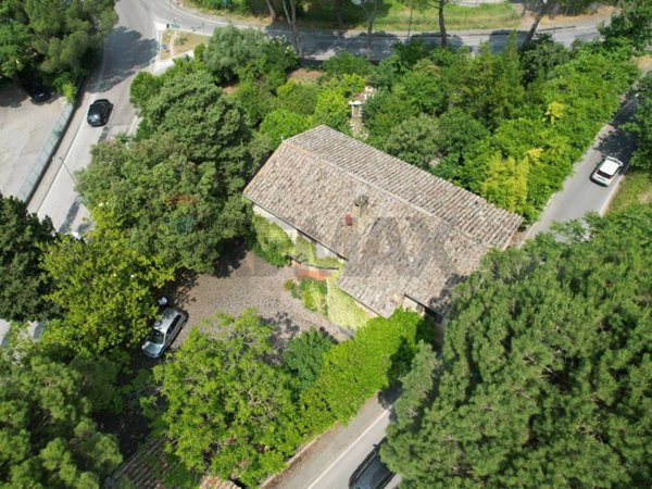 casa indipendente in vendita a Perugia in zona Elce