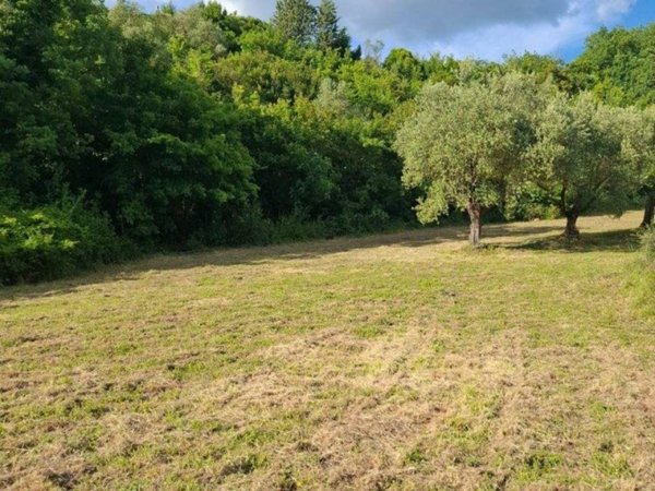 terreno edificabile in vendita a Perugia in zona Pretola