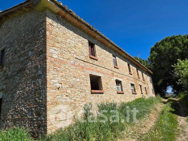 casale in vendita a Perugia