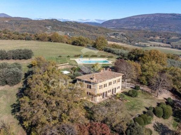 casa indipendente in vendita a Perugia