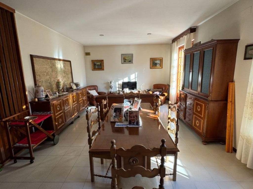 casa indipendente in vendita a Perugia in zona Ferro di Cavallo