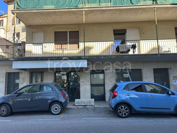 negozio in vendita a Perugia in zona Monteluce