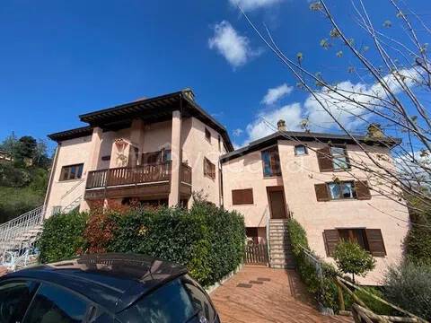 appartamento in vendita a Perugia in zona Santa Lucia