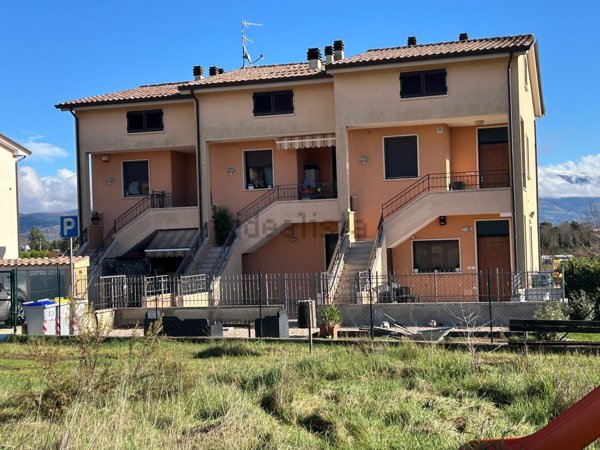 appartamento in vendita a Perugia in zona Collestrada