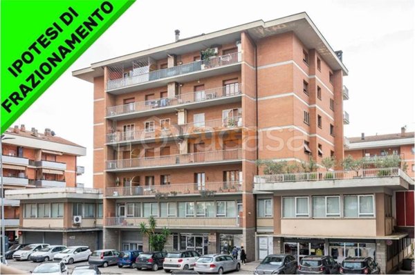 appartamento in vendita a Perugia in zona Ferro di Cavallo