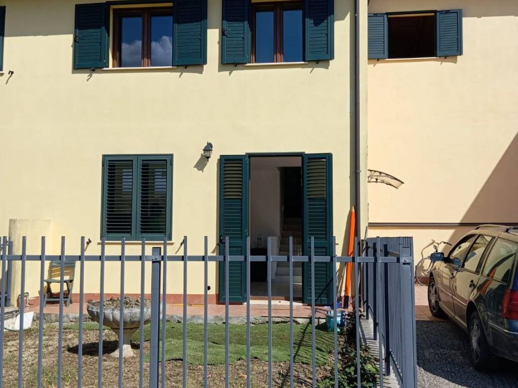 casa indipendente in vendita a Perugia in zona Sant'Enea