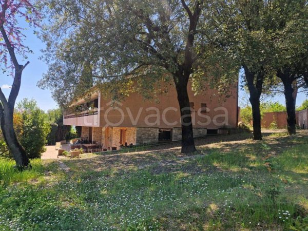 appartamento in vendita a Perugia in zona Montebello
