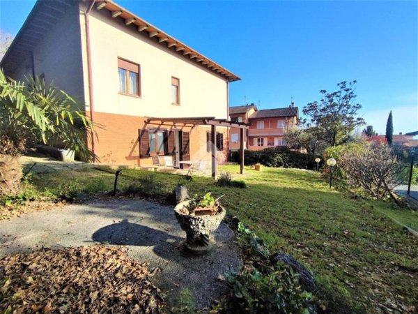 appartamento in vendita a Perugia in zona Collestrada