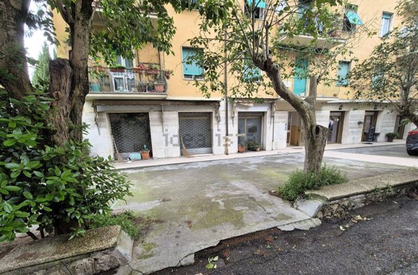 ufficio in vendita a Perugia in zona Case Bruciate