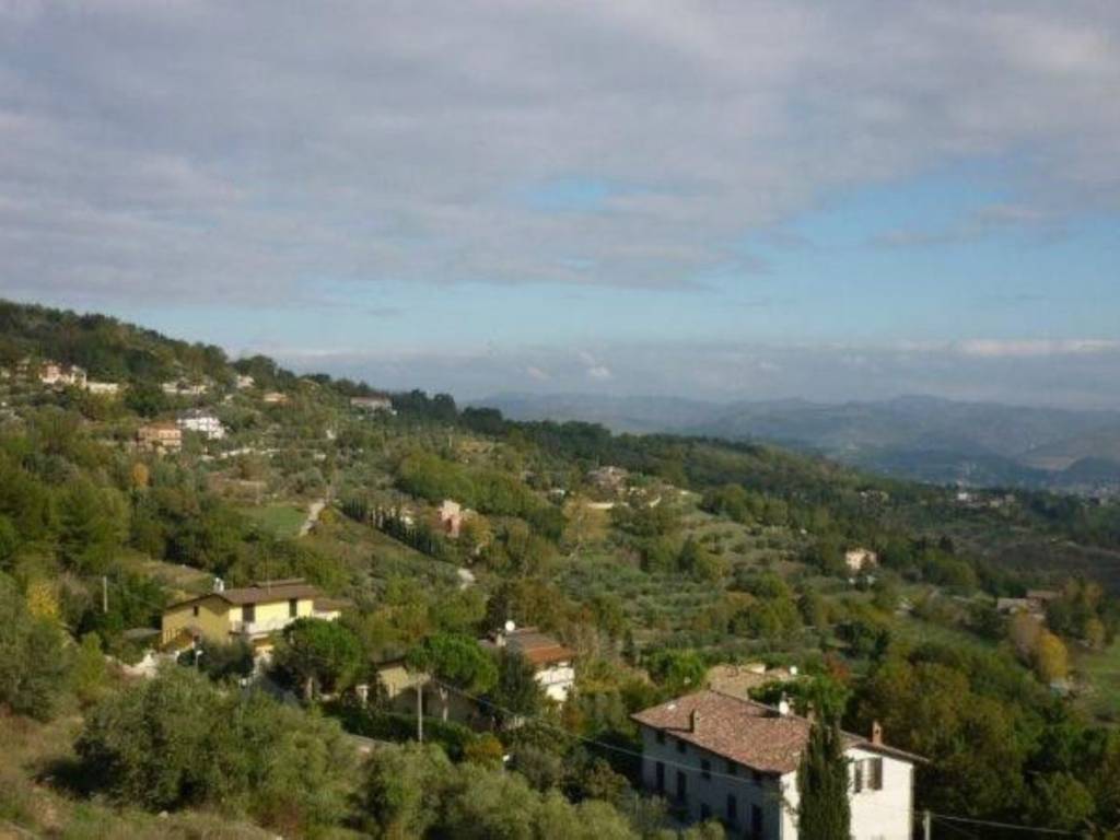 casa indipendente in vendita a Perugia in zona Casa del Diavolo