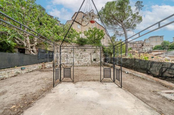 appartamento in vendita a Perugia in zona Centro Città