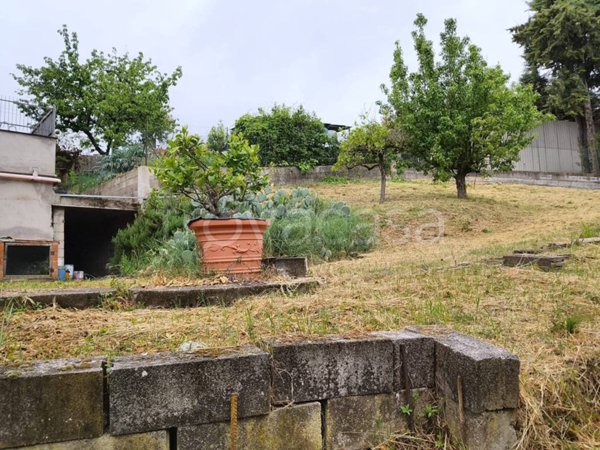 terreno agricolo in vendita a Perugia in zona Montelaguardia