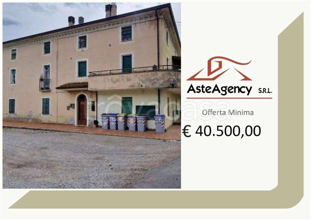 appartamento in vendita a Perugia in zona Parlesca