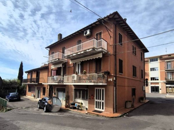 appartamento in vendita a Perugia in zona Montebello