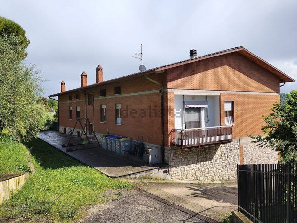 casa indipendente in vendita a Perugia in zona Montelaguardia