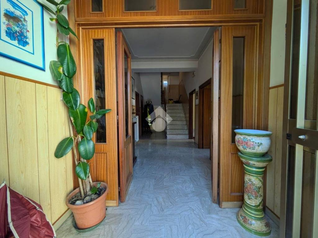 casa indipendente in vendita a Perugia in zona Stazione