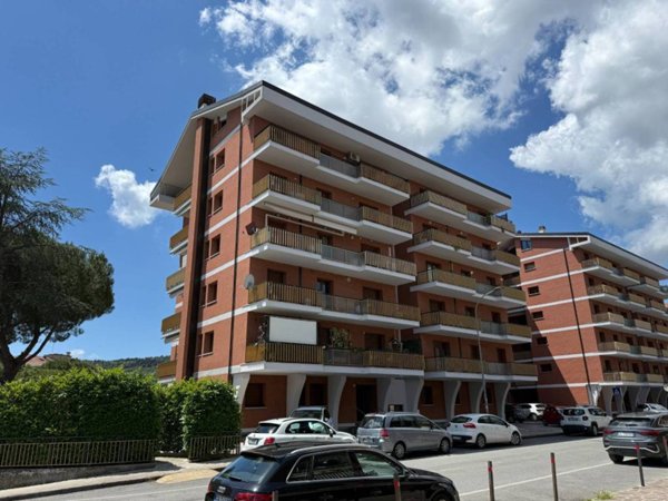 appartamento in vendita a Perugia in zona Ferro di Cavallo
