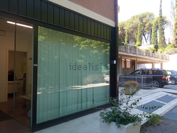 ufficio in vendita a Perugia in zona Santa Lucia