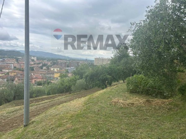 casa indipendente in vendita a Perugia in zona Ponte San Giovanni