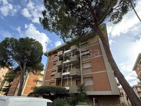 appartamento in vendita a Perugia in zona Ferro di Cavallo