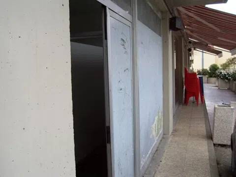 negozio in vendita a Perugia in zona Casaglia