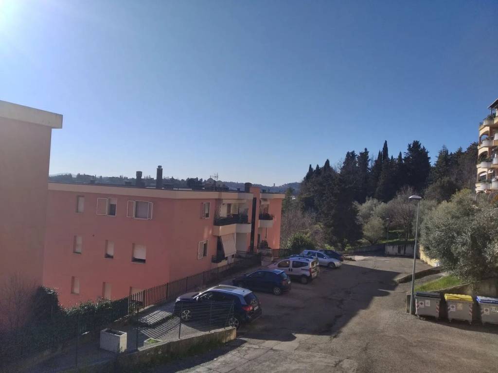 appartamento in vendita a Perugia in zona Montelaguardia