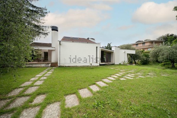 casa indipendente in vendita a Perugia in zona Bosco
