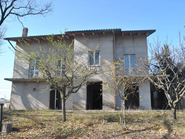 casa indipendente in vendita a Perugia in zona Piccione