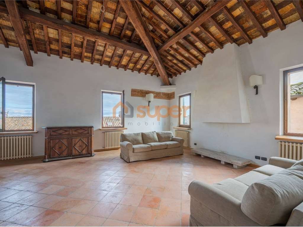 appartamento in vendita a Perugia in zona Centro Città