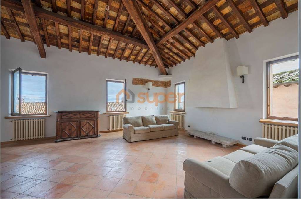 appartamento in vendita a Perugia in zona Centro Città