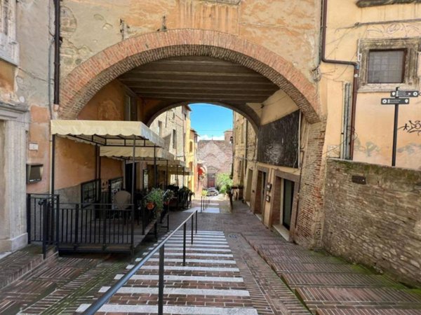appartamento in vendita a Perugia in zona Centro Città