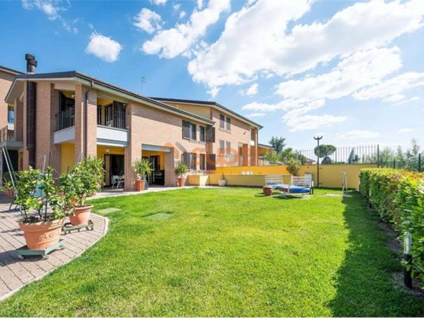 casa indipendente in vendita a Perugia in zona Prepo
