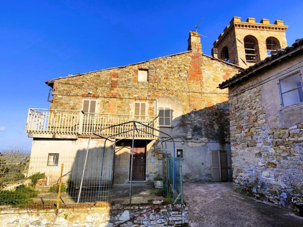 casa indipendente in vendita a Perugia in zona Fontignano