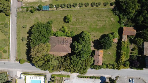 casa indipendente in vendita a Perugia in zona Casa del Diavolo