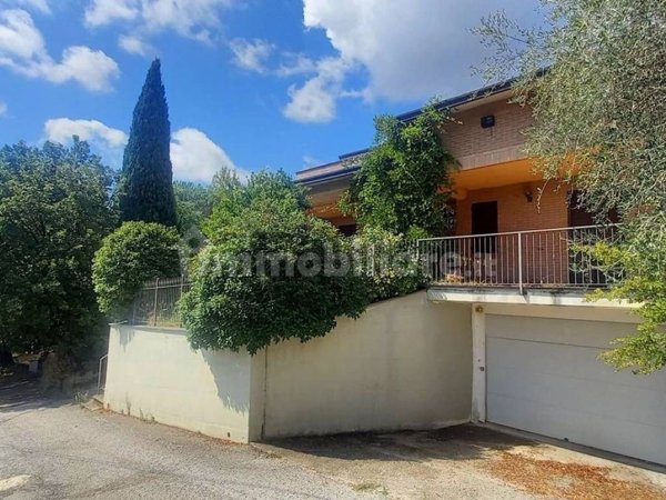 casa indipendente in vendita a Perugia in zona Ponte Pattoli