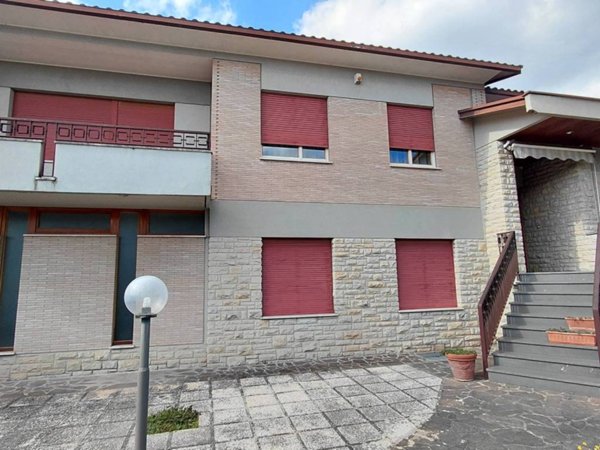 casa indipendente in vendita a Perugia in zona Ponte Felcino