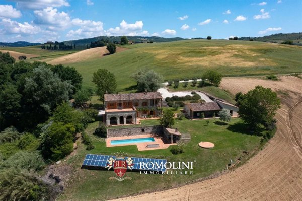 casa indipendente in vendita a Perugia in zona Centro Città