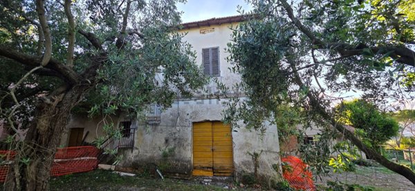 casa indipendente in vendita a Perugia in zona Pila