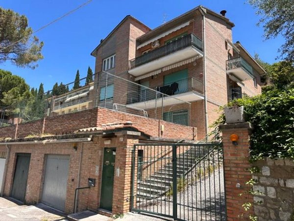appartamento in vendita a Perugia in zona Santa Lucia